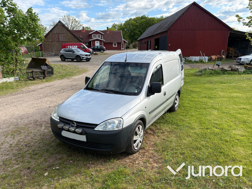 Opel Combo Skåp 1.3 Cdti - Mali kombi: slika 1 Opel Combo Skåp 1.3 Cdti - Mali kombi: slika 1