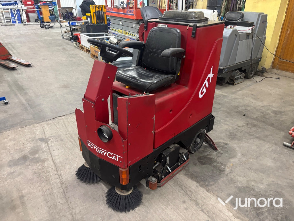 Skurmaskin - Industrial & Commercial Cleaning Equipment - Mašina za pranje podova: slika 1 Skurmaskin - Industrial & Commercial Cleaning Equipment - Mašina za pranje podova: slika 1