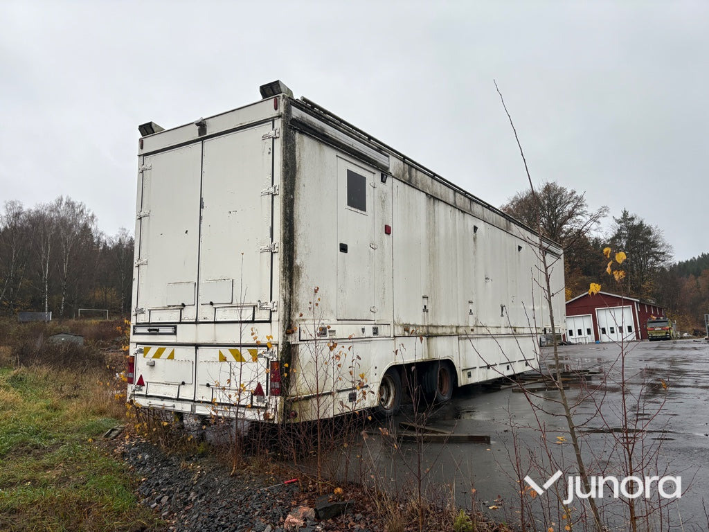 Trailer - King Trailers - Poluprikolica sa zatvorenim sandukom: slika 2 Trailer - King Trailers - Poluprikolica sa zatvorenim sandukom: slika 2