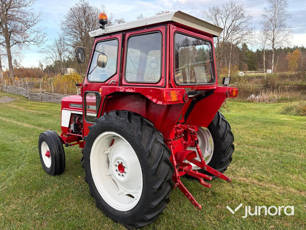 Traktor - International 444 - Traktor: slika 3 Traktor - International 444 - Traktor: slika 3