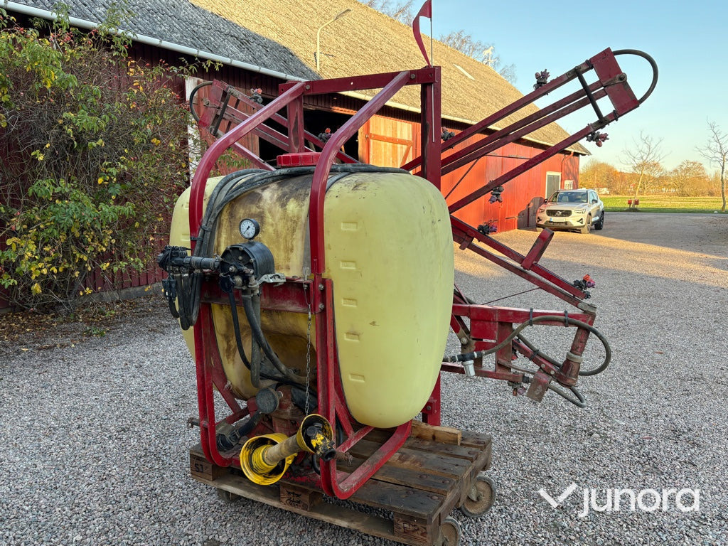 Växtskyddsspruta – Hardi, NK 600 - Prskalica montirana na traktor: slika 3 Växtskyddsspruta – Hardi, NK 600 - Prskalica montirana na traktor: slika 3