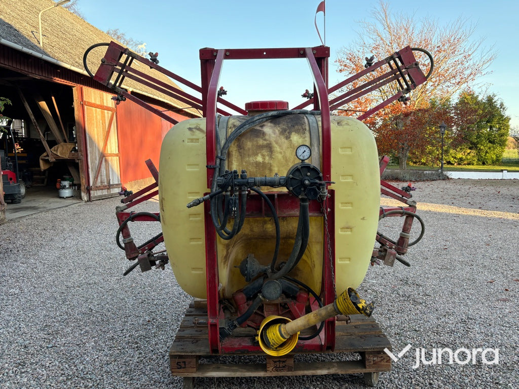 Växtskyddsspruta – Hardi, NK 600 - Prskalica montirana na traktor: slika 2 Växtskyddsspruta – Hardi, NK 600 - Prskalica montirana na traktor: slika 2