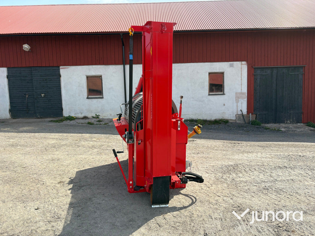 Vedmaskin Hakki Pilke 38 PRO PTO + Hydrauliskt uppläggningbord Hakki Pilke Hakkifeed 422 - Strugač za drvo: slika 3 Vedmaskin Hakki Pilke 38 PRO PTO + Hydrauliskt uppläggningbord Hakki Pilke Hakkifeed 422 - Strugač za drvo: slika 3