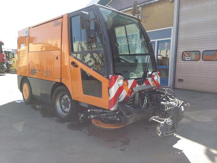 Autočistilica Aebi MFH2500: slika 8