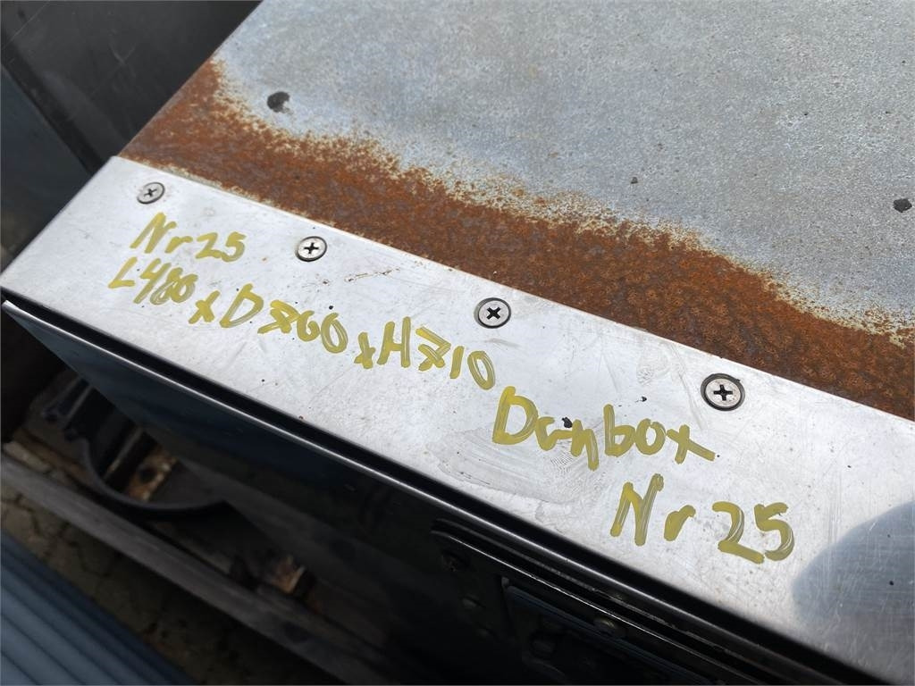 Danbox L480 x H710 x D700 mm - Instrument/ Oprema: slika 2 Danbox L480 x H710 x D700 mm - Instrument/ Oprema: slika 2