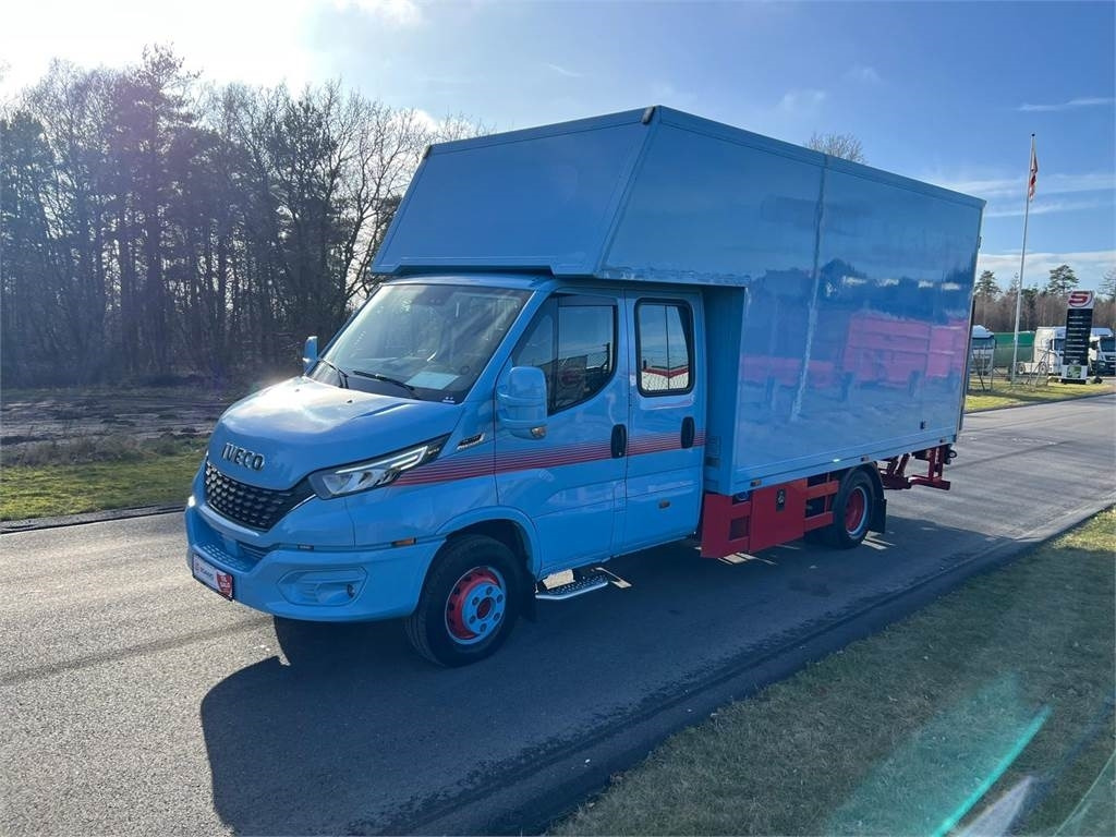 Iveco Daily 70C18 - dobbelt cab - Kamion sa zatvorenim sandukom: slika 1 Iveco Daily 70C18 - dobbelt cab - Kamion sa zatvorenim sandukom: slika 1