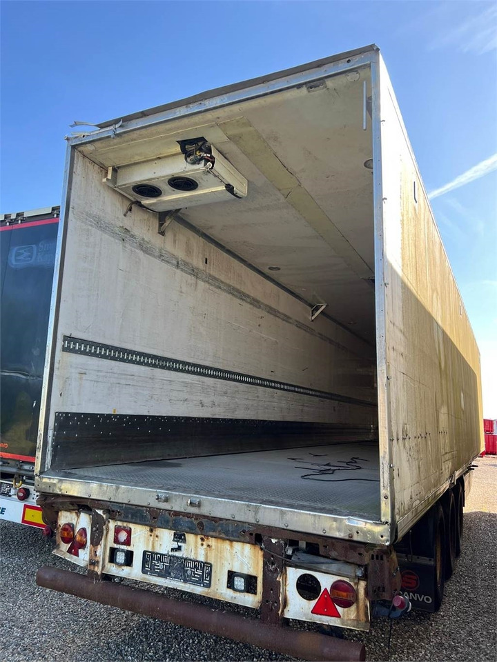 Krone 13,6 mtr boks - Poluprikolica sa zatvorenim sandukom: slika 1 Krone 13,6 mtr boks - Poluprikolica sa zatvorenim sandukom: slika 1