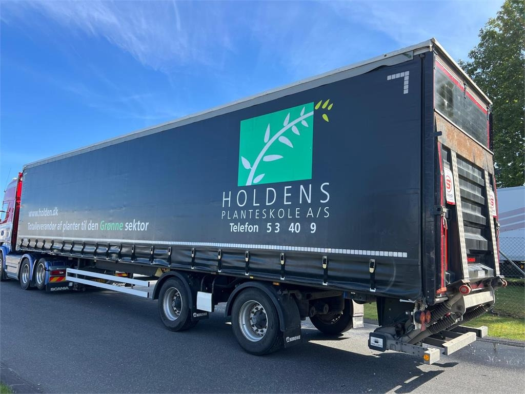 Krone 13,6 mtr gardin - lodretstående lift - Poluprikolica sa ceradom: slika 1 Krone 13,6 mtr gardin - lodretstående lift - Poluprikolica sa ceradom: slika 1