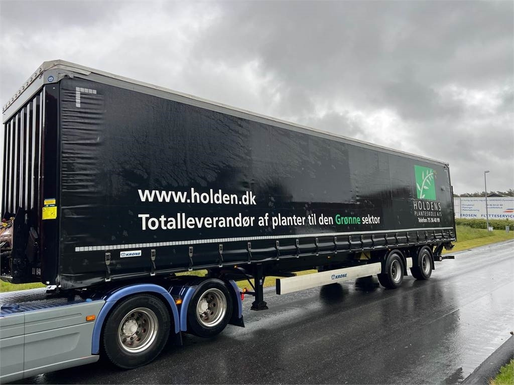 Krone 13,6 mtr gardin - lodretstående lift - Poluprikolica sa ceradom: slika 2 Krone 13,6 mtr gardin - lodretstående lift - Poluprikolica sa ceradom: slika 2