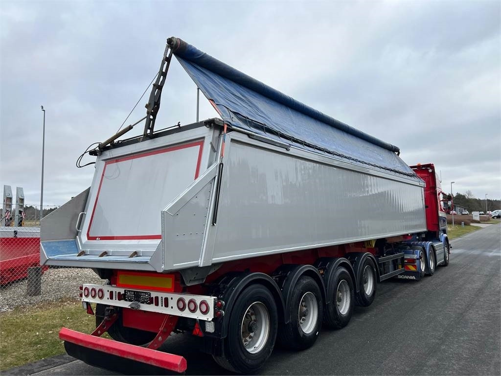 Langendorf 36 m3 4 akslet SKA 36 alu tiptrailer - Poluprikolica istovarivača: slika 5 Langendorf 36 m3 4 akslet SKA 36 alu tiptrailer - Poluprikolica istovarivača: slika 5