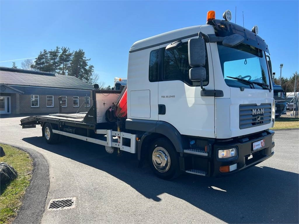 MAN TGL 12-240 4x2 BL - Fassi kran - Kamion za prevoz automobila: slika 2 MAN TGL 12-240 4x2 BL - Fassi kran - Kamion za prevoz automobila: slika 2