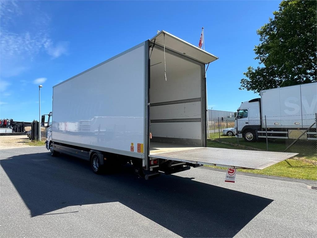 Mercedes-Benz Atego 1224 LnR  - Kamion sa zatvorenim sandukom: slika 4 Mercedes-Benz Atego 1224 LnR  - Kamion sa zatvorenim sandukom: slika 4