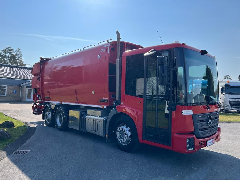 Mercedes-Benz Econic 2630L ENA 4 kammer NTM - Kamion za smeće: slika 1 Mercedes-Benz Econic 2630L ENA 4 kammer NTM - Kamion za smeće: slika 1