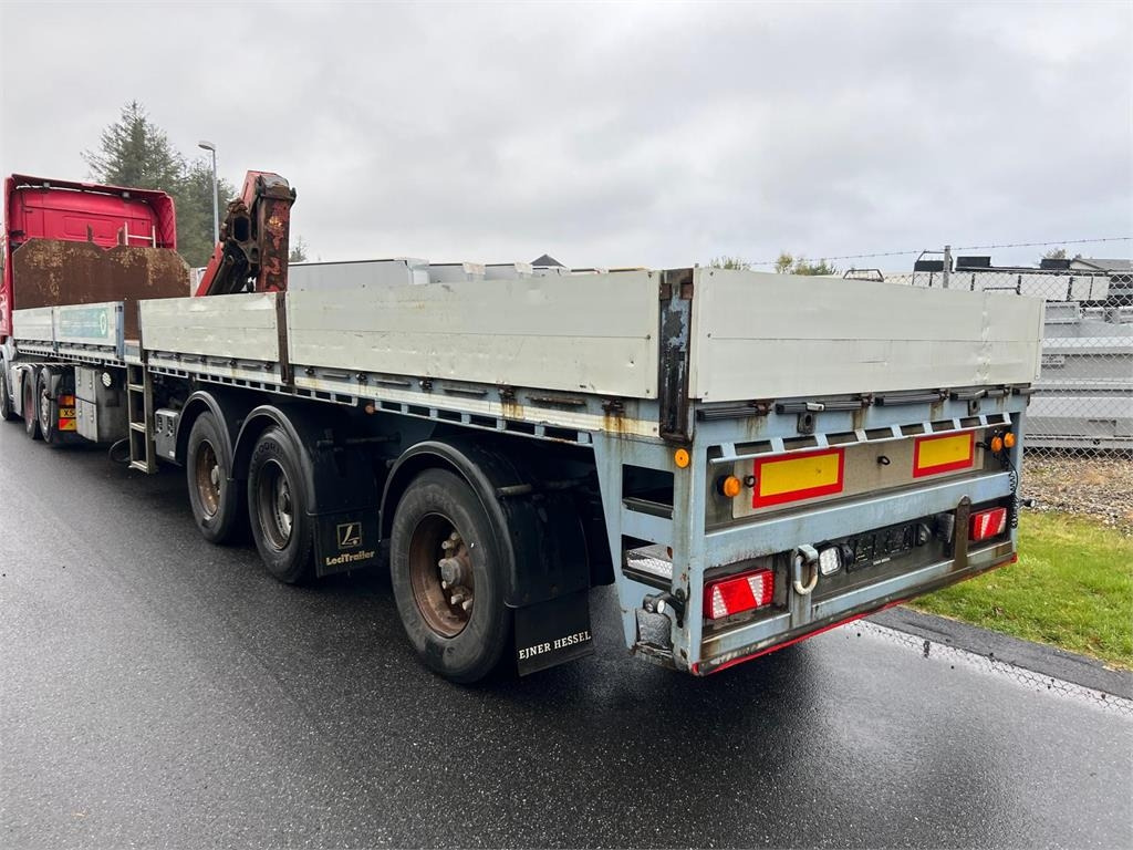 Leci 13,6 mtr. HMF 1820K3 - Poluprikolica: slika 5 Leci 13,6 mtr. HMF 1820K3 - Poluprikolica: slika 5