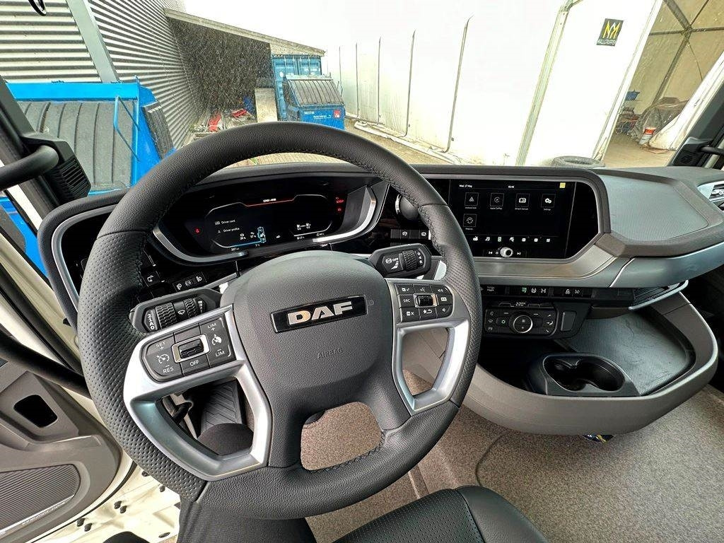 DAF XF 530 6x2 - Tegljač: slika 5 DAF XF 530 6x2 - Tegljač: slika 5