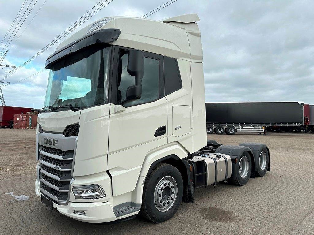 DAF XF 530 6x2 - Tegljač: slika 1 DAF XF 530 6x2 - Tegljač: slika 1