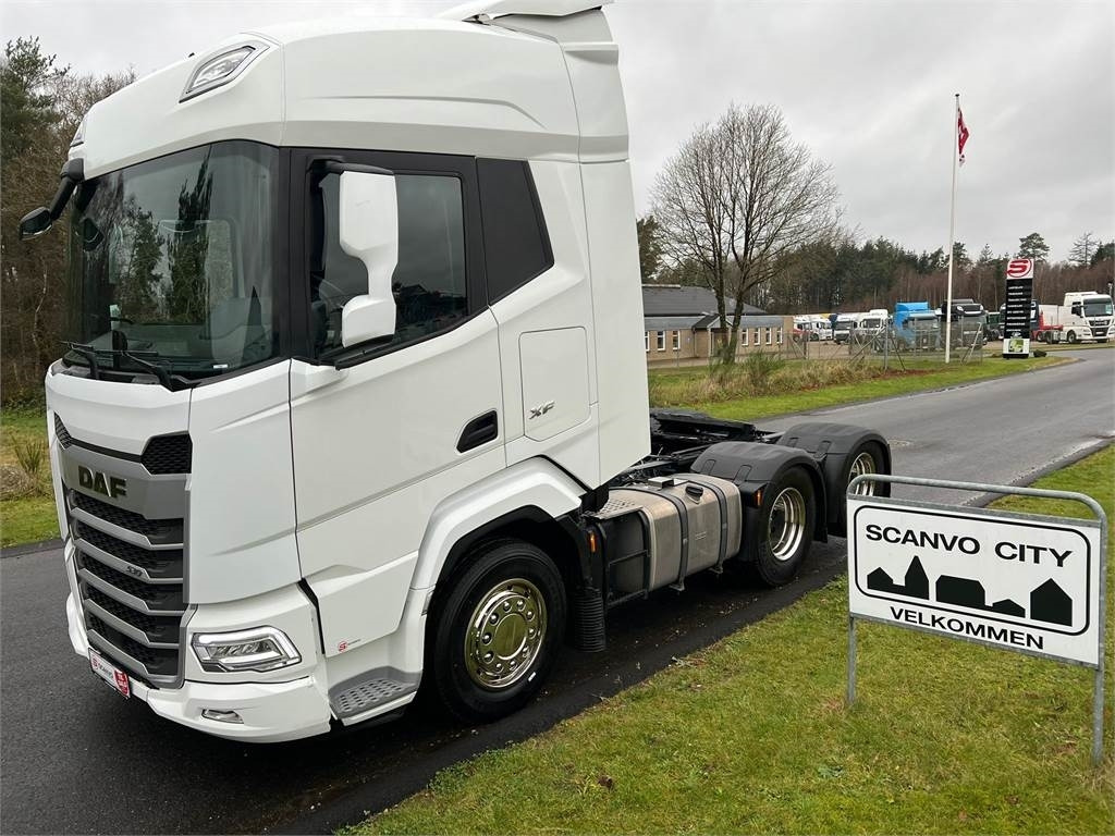 DAF XF530 FTS 6x2 - Tegljač: slika 1 DAF XF530 FTS 6x2 - Tegljač: slika 1