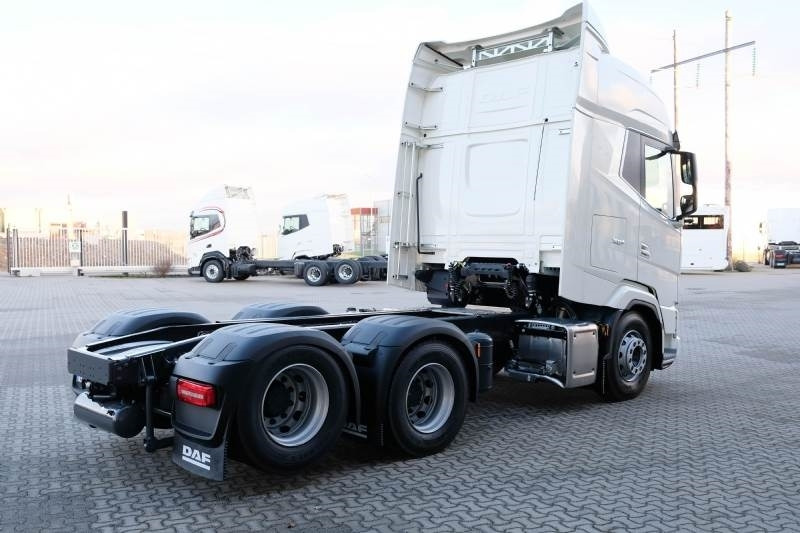DAF XG+ 530 6x2 - Tegljač: slika 4 DAF XG+ 530 6x2 - Tegljač: slika 4