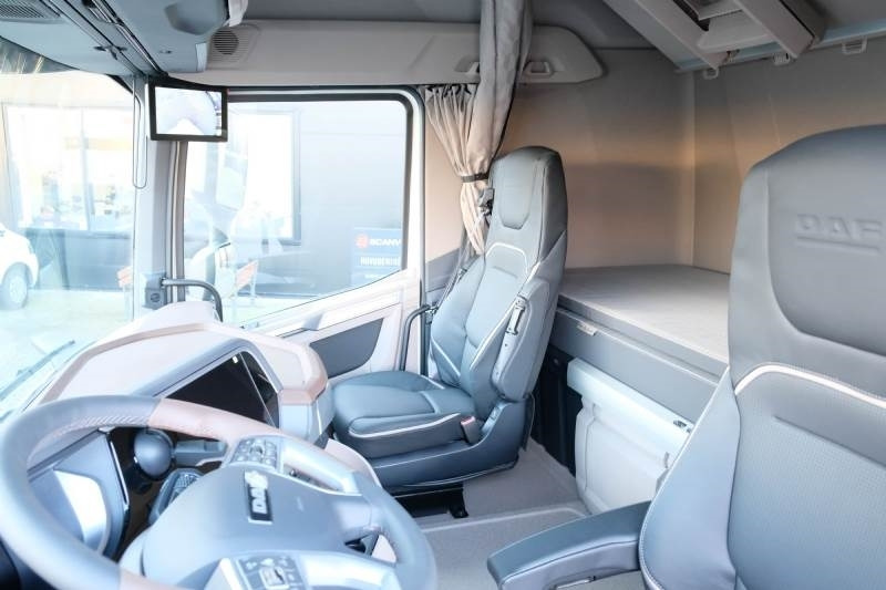 DAF XG+ 530 6x2 - Tegljač: slika 5 DAF XG+ 530 6x2 - Tegljač: slika 5