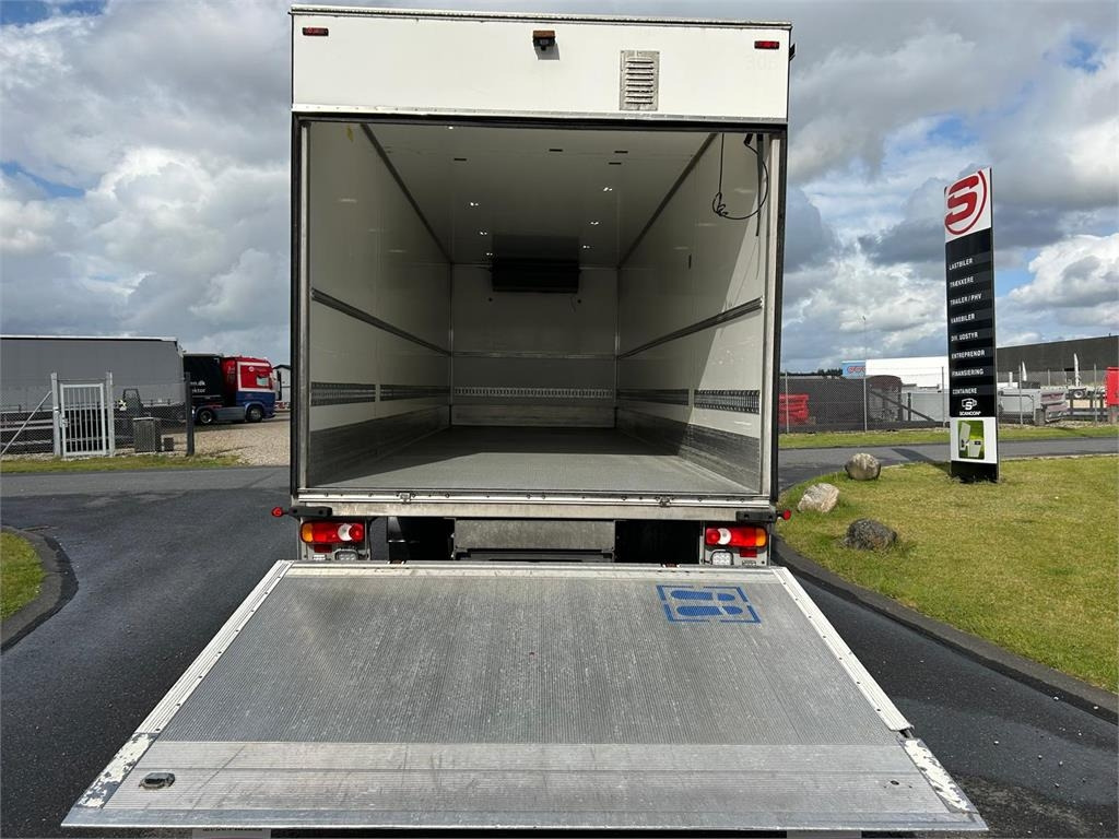 Volvo FL 250 16 ton - Hladnjača: slika 4 Volvo FL 250 16 ton - Hladnjača: slika 4