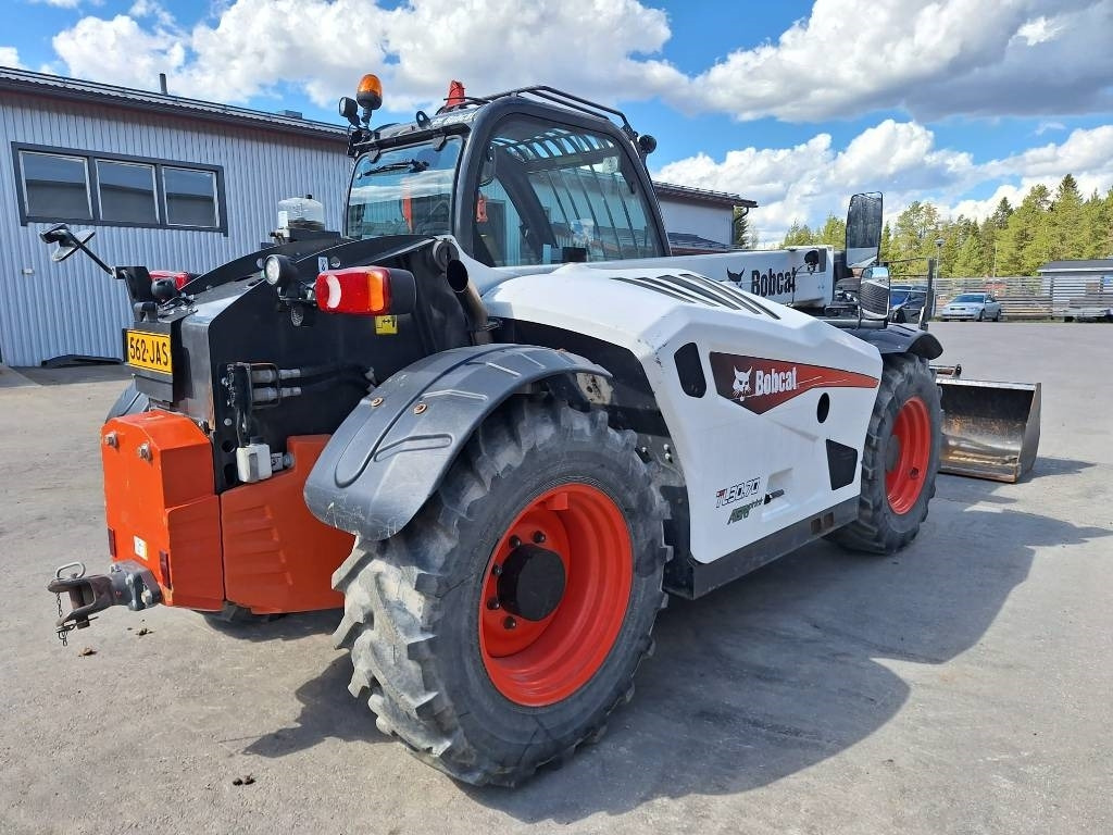Bobcat TL30.70 KUROTTAJA - Teleskopski upravljač: slika 4 Bobcat TL30.70 KUROTTAJA - Teleskopski upravljač: slika 4