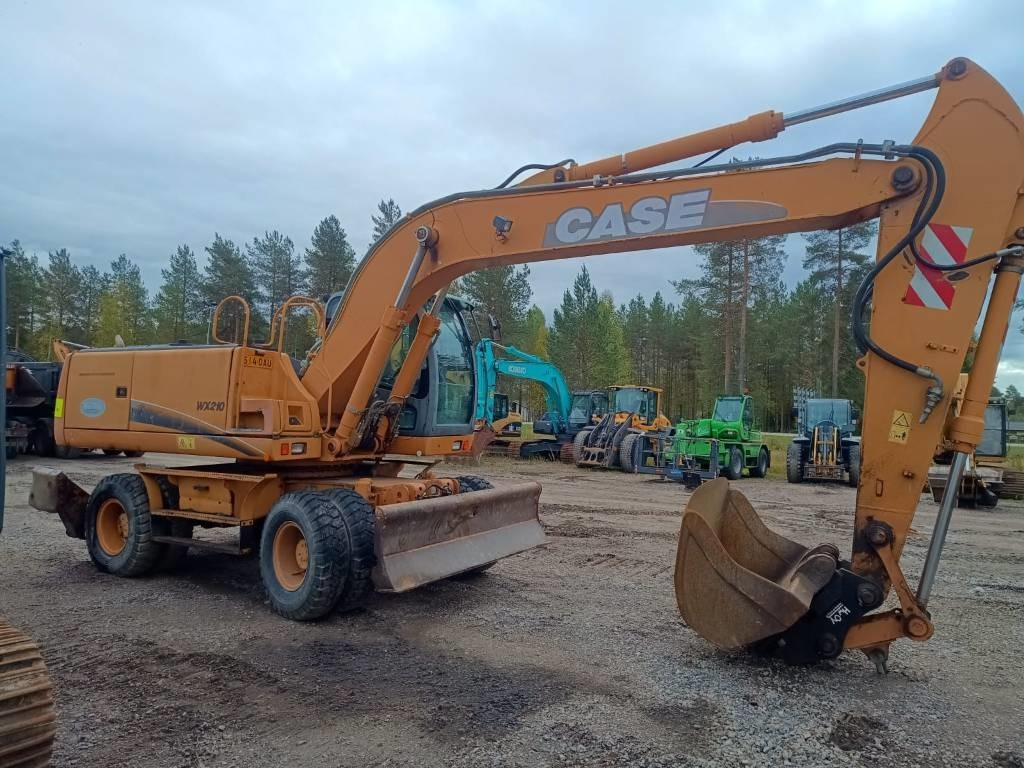 Case WX210 PYÖRITTÄJÄLLÄ - Bager točkaš: slika 5 Case WX210 PYÖRITTÄJÄLLÄ - Bager točkaš: slika 5