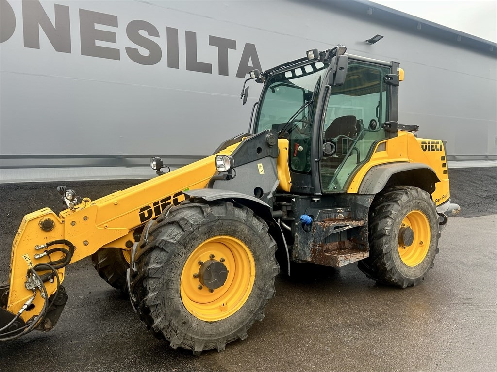 Dieci Agri Pivot T80 MONITOIMIKAUHALLA - Utovarivač točkaš: slika 4 Dieci Agri Pivot T80 MONITOIMIKAUHALLA - Utovarivač točkaš: slika 4