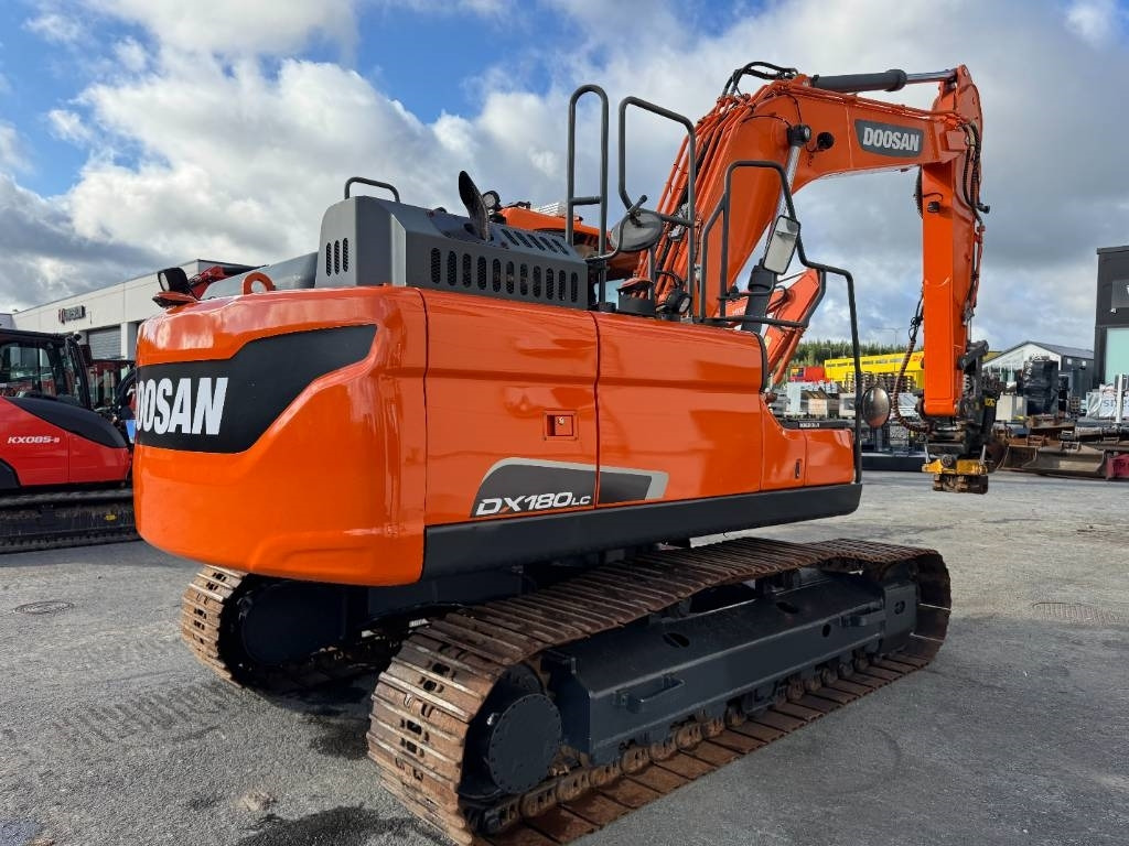 Doosan DX180LC-5 PYÖRITTÄJÄLLÄ  - Bager guseničar: slika 5 Doosan DX180LC-5 PYÖRITTÄJÄLLÄ  - Bager guseničar: slika 5