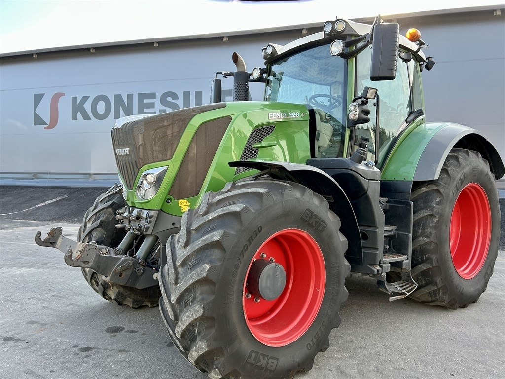 Fendt 828 S4 Profi Plus - Traktor: slika 2 Fendt 828 S4 Profi Plus - Traktor: slika 2