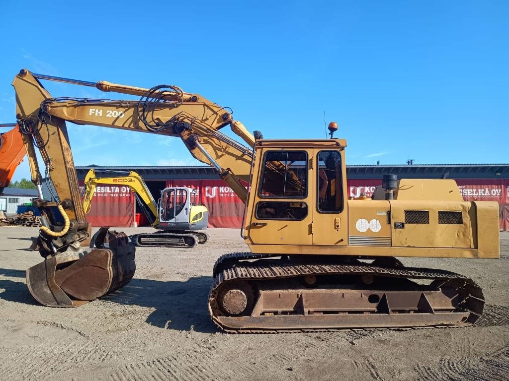 Fiat-Hitachi FH200T 2-KAUHAA - Bager guseničar: slika 1 Fiat-Hitachi FH200T 2-KAUHAA - Bager guseničar: slika 1