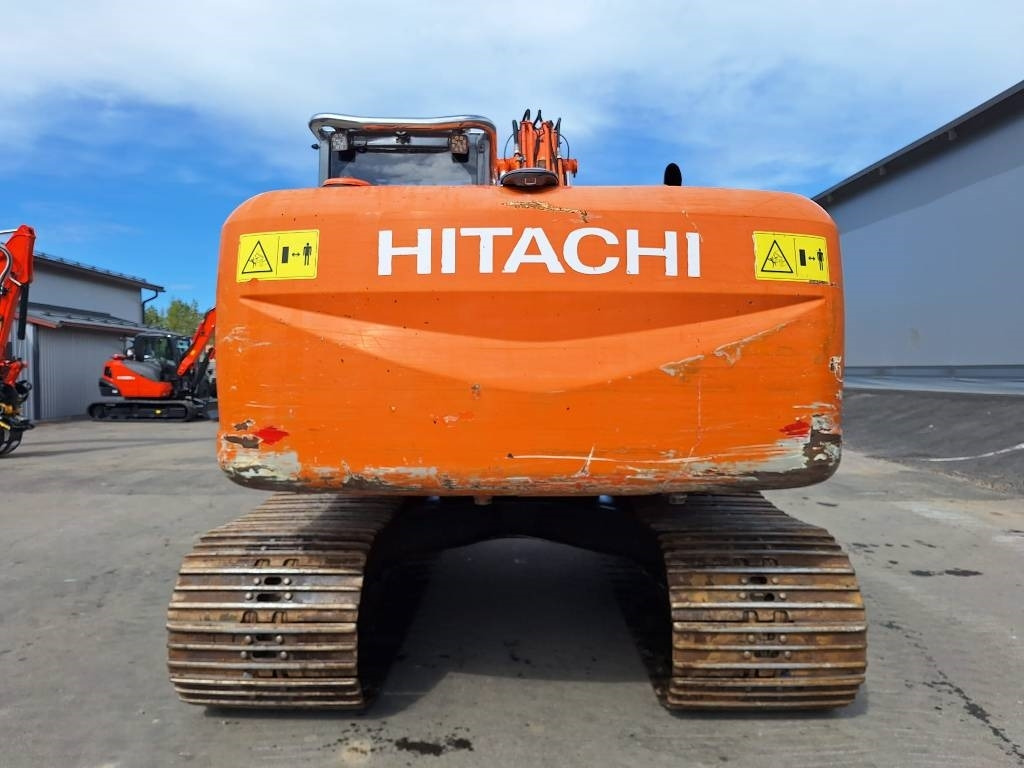 Hitachi MYYTY! SOLD! ZX160LC-3 - Bager guseničar: slika 3 Hitachi MYYTY! SOLD! ZX160LC-3 - Bager guseničar: slika 3