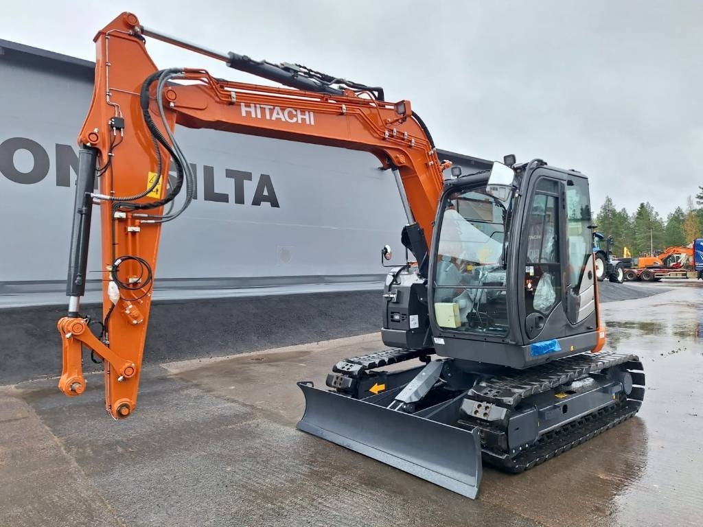 Hitachi MYYTY!!SOLD!! ZX85US-6 UUSI, KÄYTTÄMÄTÖN - Mini bager: slika 2 Hitachi MYYTY!!SOLD!! ZX85US-6 UUSI, KÄYTTÄMÄTÖN - Mini bager: slika 2