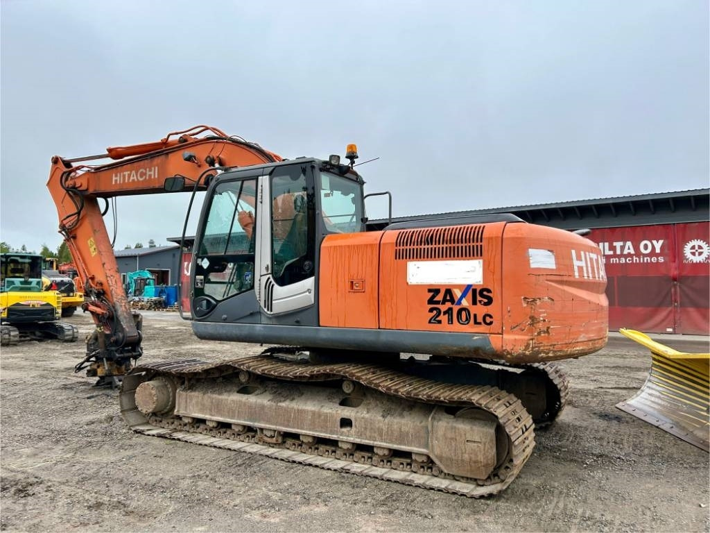 Hitachi ZX210LC-3 - Bager guseničar: slika 2 Hitachi ZX210LC-3 - Bager guseničar: slika 2