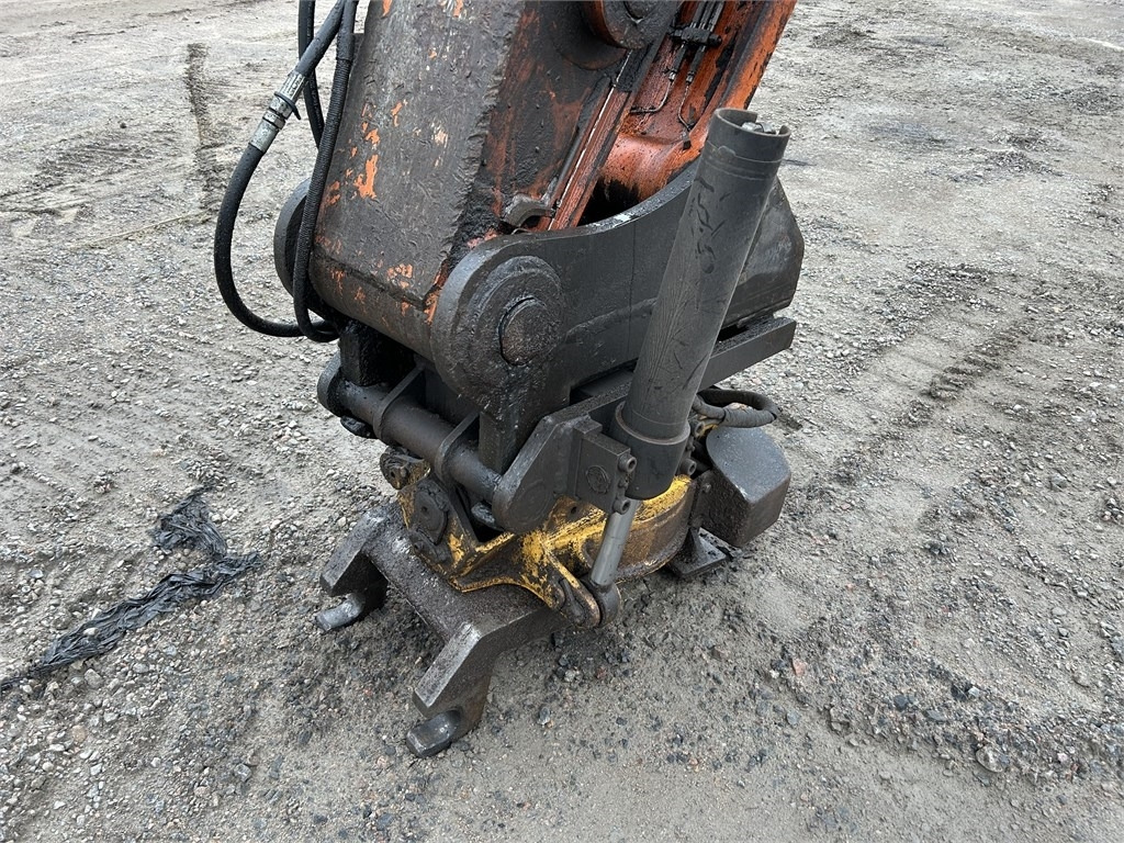 Hitachi ZX210LC-3 - Bager guseničar: slika 5 Hitachi ZX210LC-3 - Bager guseničar: slika 5