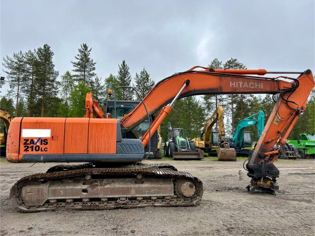 Hitachi ZX210LC-3 - Bager guseničar: slika 3 Hitachi ZX210LC-3 - Bager guseničar: slika 3