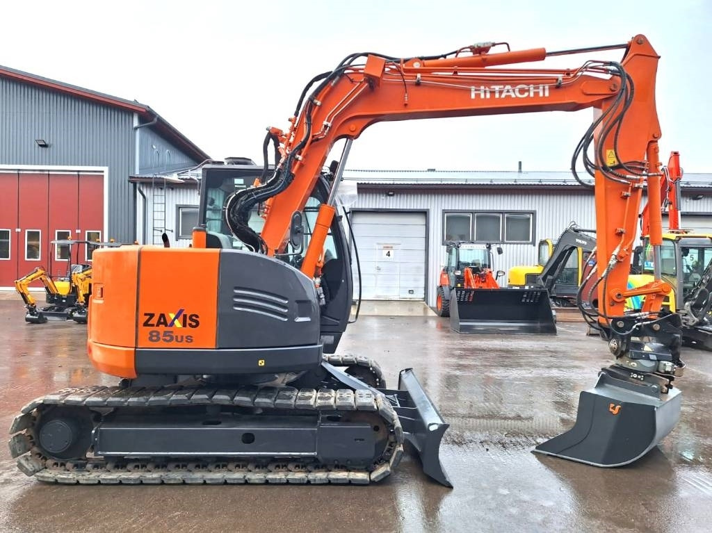 Hitachi ZX85US-5 PYÖRITTÄJÄLLÄ  - Mini bager: slika 5 Hitachi ZX85US-5 PYÖRITTÄJÄLLÄ  - Mini bager: slika 5