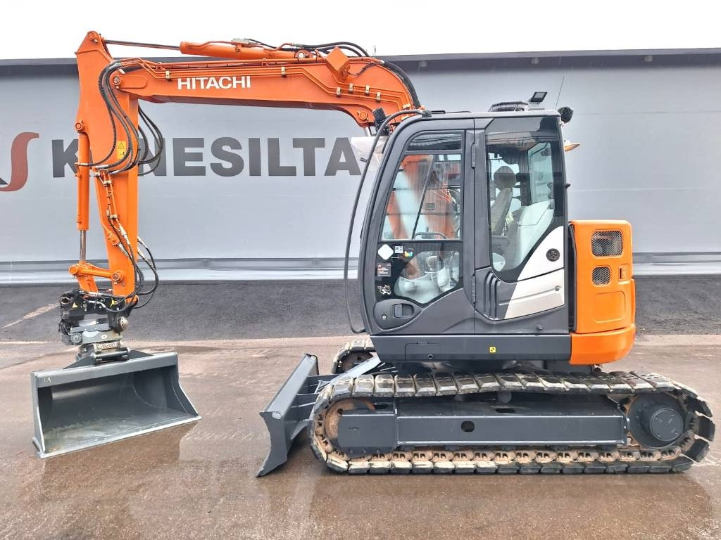 Hitachi ZX85US-5 PYÖRITTÄJÄLLÄ  - Mini bager: slika 1 Hitachi ZX85US-5 PYÖRITTÄJÄLLÄ  - Mini bager: slika 1