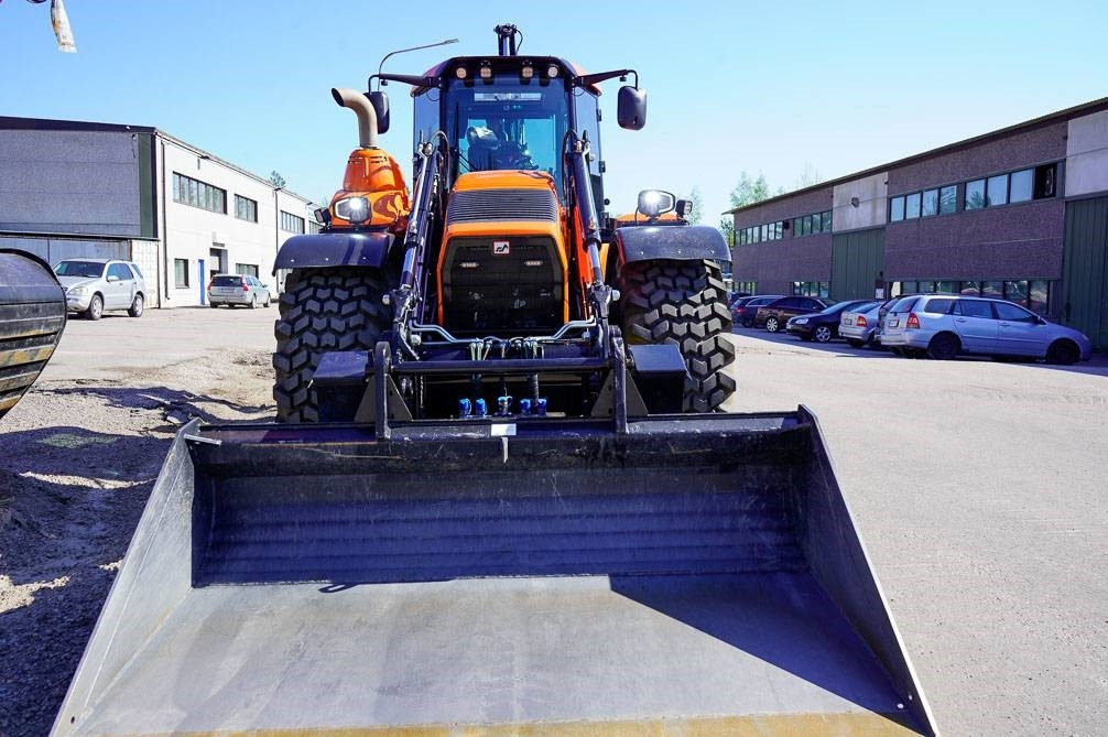 Huddig 1370 City EX-DEMO Myyty! Sold! - Bager utovarivač: slika 3 Huddig 1370 City EX-DEMO Myyty! Sold! - Bager utovarivač: slika 3