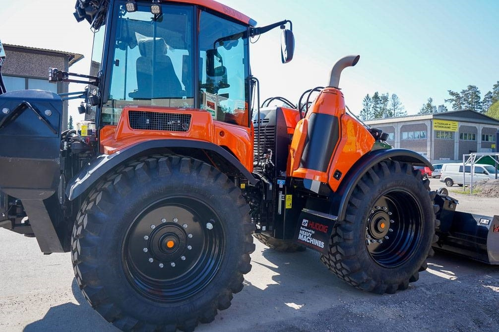 Huddig 1370 City EX-DEMO Myyty! Sold! - Bager utovarivač: slika 5 Huddig 1370 City EX-DEMO Myyty! Sold! - Bager utovarivač: slika 5