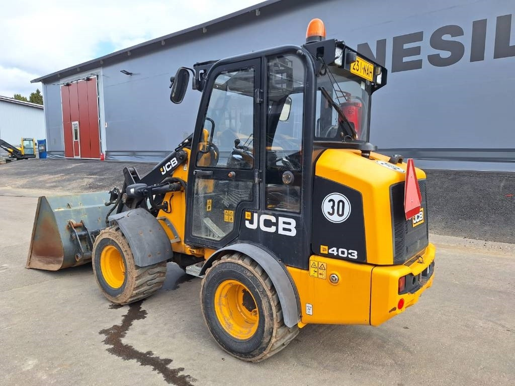 JCB 403 PIIKIT JA KAUHA - Zglobni utovarivač: slika 2 JCB 403 PIIKIT JA KAUHA - Zglobni utovarivač: slika 2