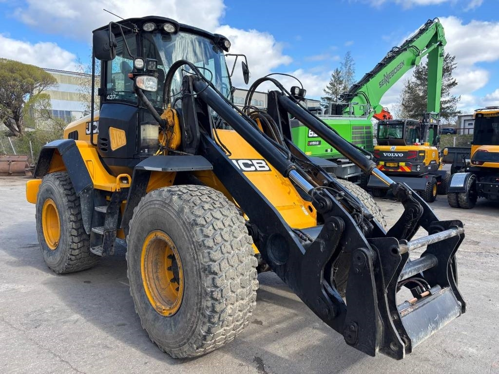 JCB 437 HT - Utovarivač točkaš: slika 5 JCB 437 HT - Utovarivač točkaš: slika 5