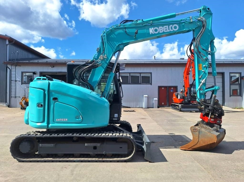 Kobelco MYYTY! SOLD! SK75SR-7 PYÖRITTÄJÄLLÄ - Mini bager: slika 5 Kobelco MYYTY! SOLD! SK75SR-7 PYÖRITTÄJÄLLÄ - Mini bager: slika 5