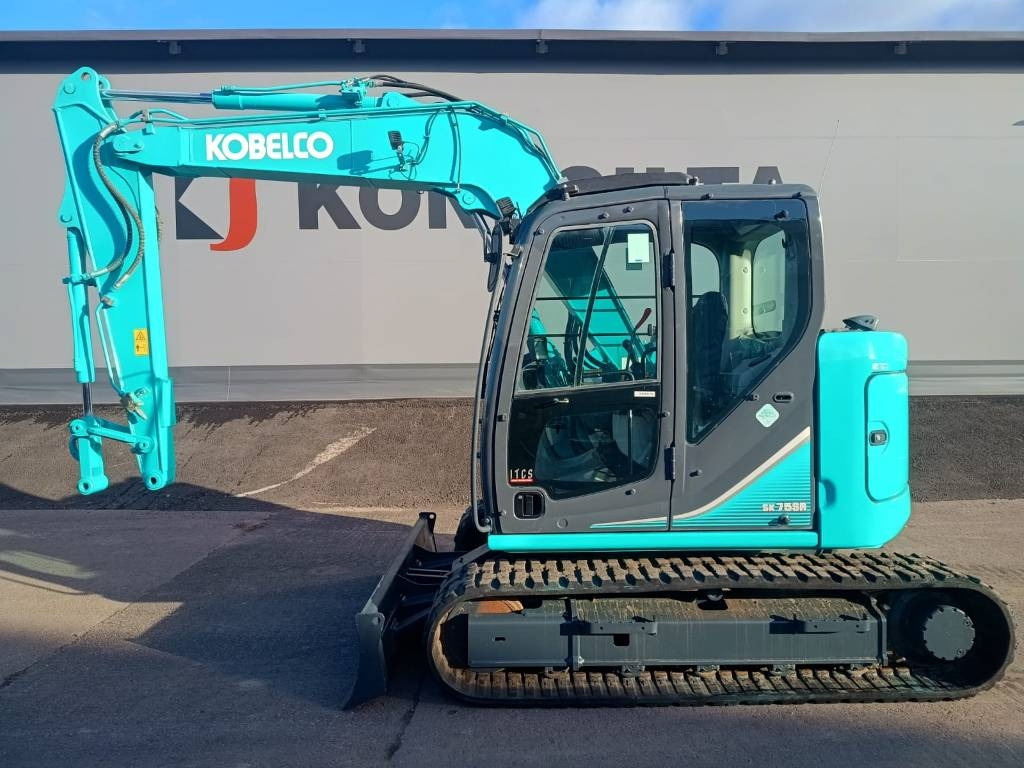 Kobelco SK75SR-3E -VÄHÄN AJETTU-  - Mini bager: slika 1 Kobelco SK75SR-3E -VÄHÄN AJETTU-  - Mini bager: slika 1