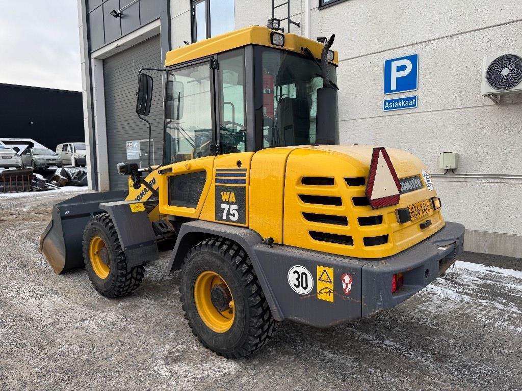 Komatsu WA75-3 30KM/H, 1-omistaja - Utovarivač točkaš: slika 2 Komatsu WA75-3 30KM/H, 1-omistaja - Utovarivač točkaš: slika 2