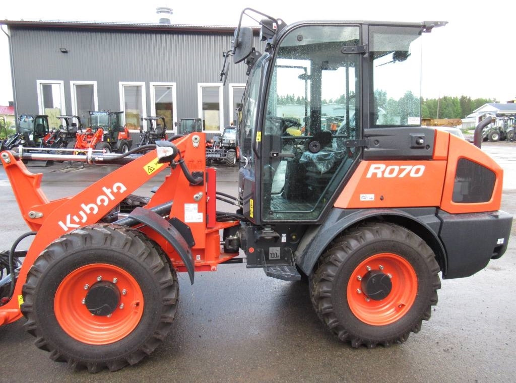 Kubota R070W UUTUUSMALLI - Utovarivač točkaš: slika 2 Kubota R070W UUTUUSMALLI - Utovarivač točkaš: slika 2