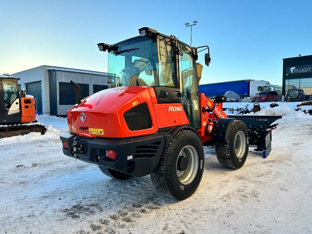 Kubota R090 Auravarustuksella uusi - Utovarivač točkaš: slika 4 Kubota R090 Auravarustuksella uusi - Utovarivač točkaš: slika 4