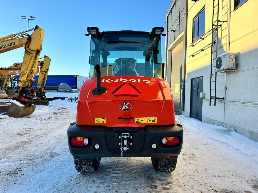 Kubota R090 Auravarustuksella uusi - Utovarivač točkaš: slika 3 Kubota R090 Auravarustuksella uusi - Utovarivač točkaš: slika 3