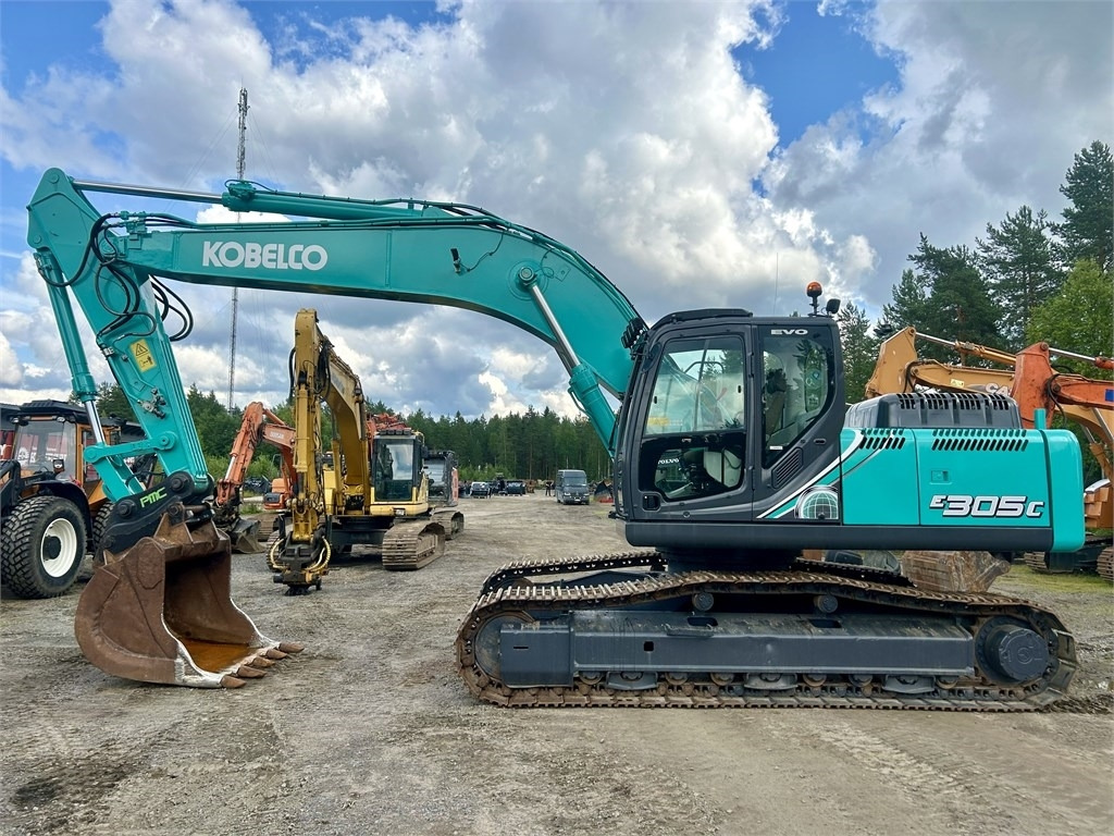 New Holland Kobelco E305C EVO  - Bager guseničar: slika 1 New Holland Kobelco E305C EVO  - Bager guseničar: slika 1