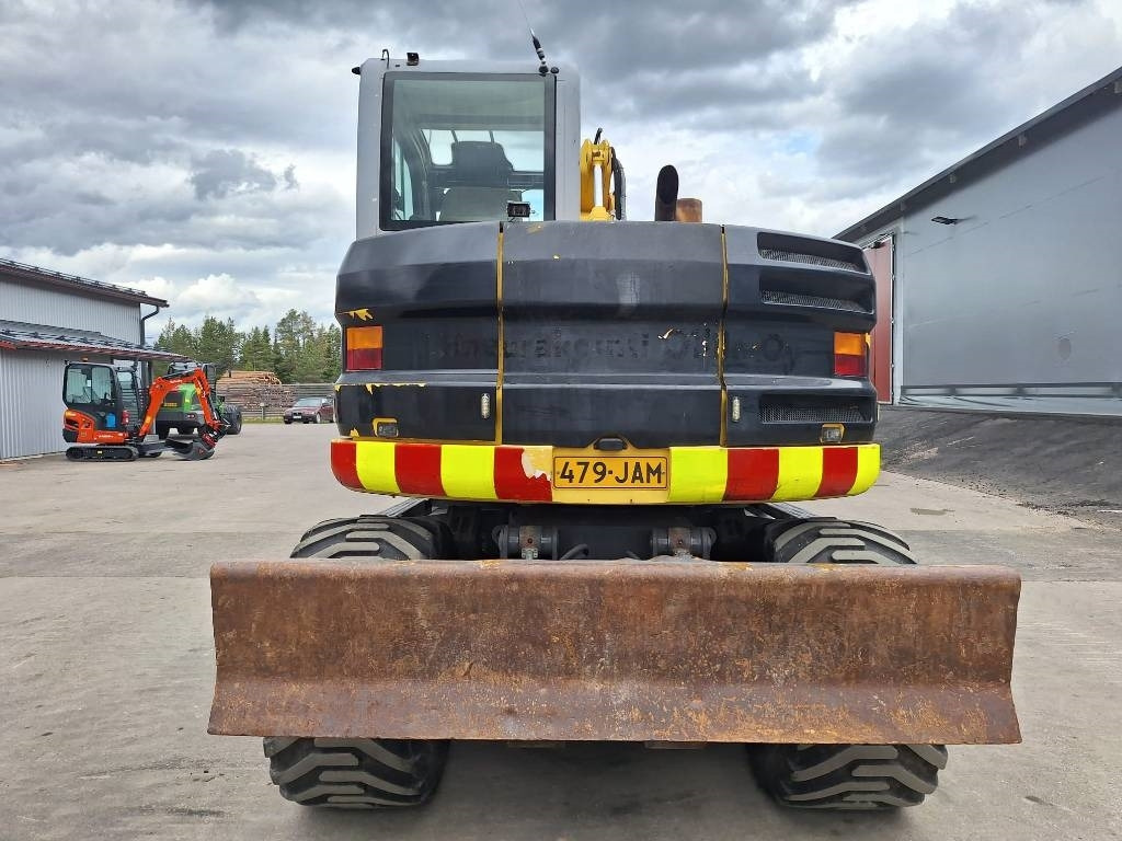 New Holland MYYTY! SOLD! MH2.6 ENGCON PIHDEILLÄ - Bager točkaš: slika 3 New Holland MYYTY! SOLD! MH2.6 ENGCON PIHDEILLÄ - Bager točkaš: slika 3