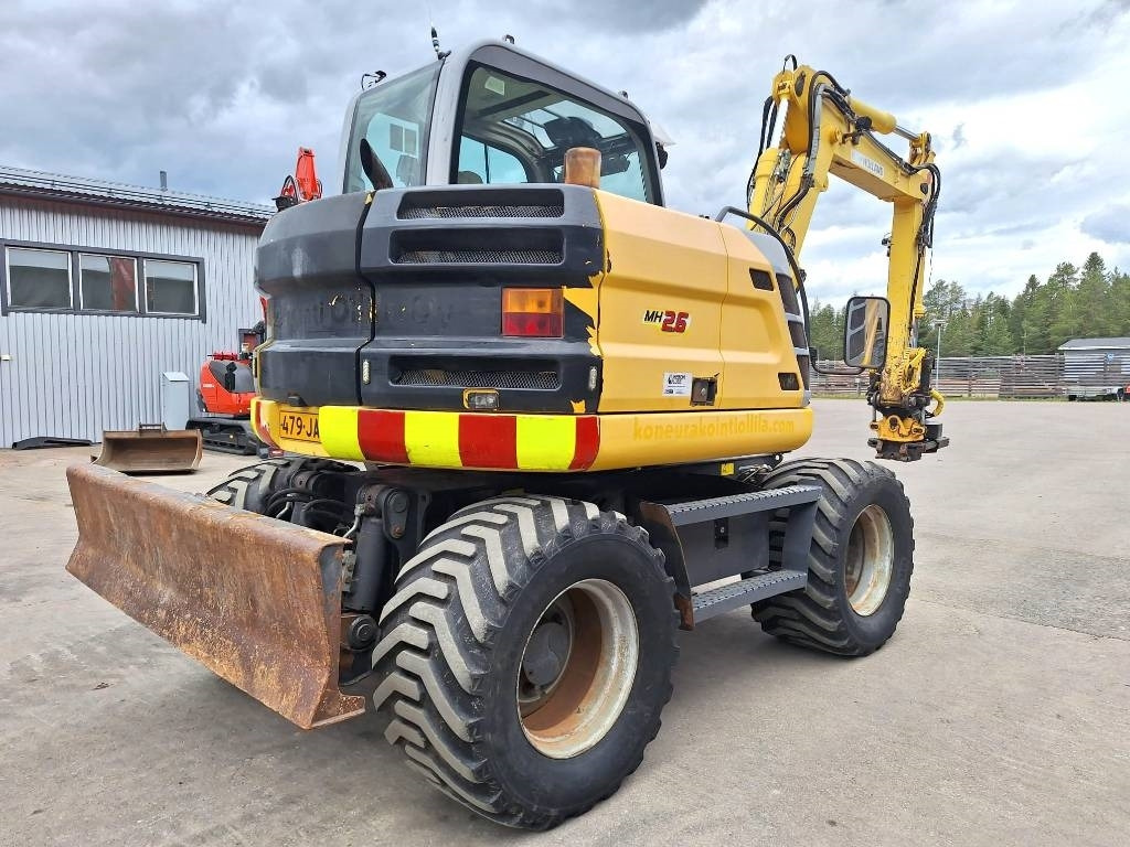 New Holland MYYTY! SOLD! MH2.6 ENGCON PIHDEILLÄ - Bager točkaš: slika 4 New Holland MYYTY! SOLD! MH2.6 ENGCON PIHDEILLÄ - Bager točkaš: slika 4